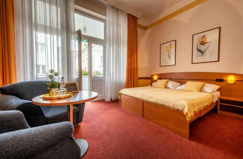 Hotel Arcus - Gay Hotel in Bratislava