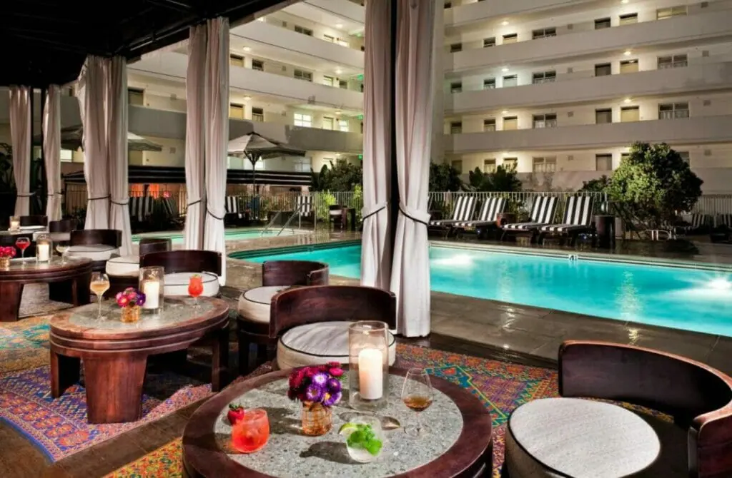 Hotel Shangri La - Best Gay resorts in Los Angeles California - best gay hotels in Los Angeles California