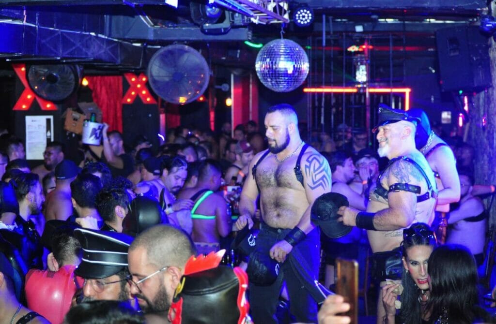 Nicho Bears & Bar - Gay Hotel in Pachuca