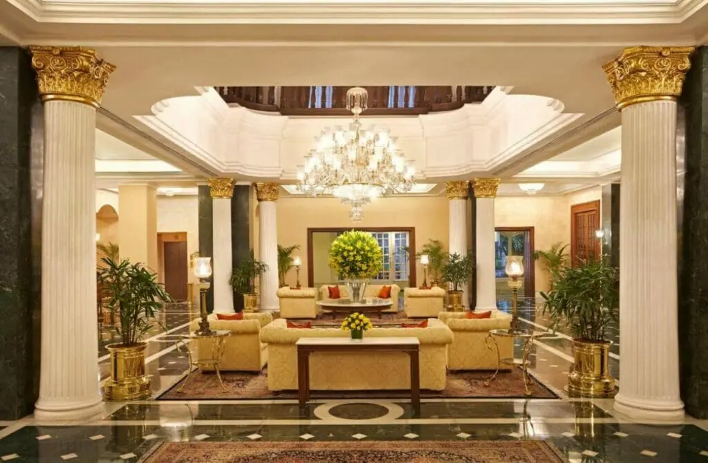 The Oberoi Grand - Gay Hotel in Koltana 