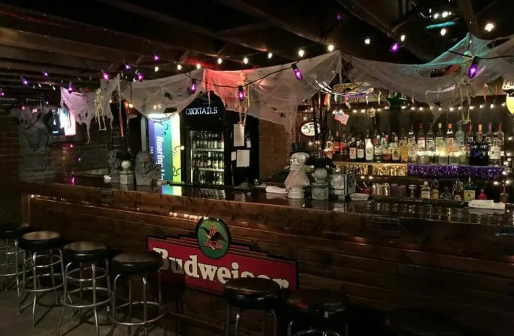 Cocktails Cleveland - best gay nightlife in Cleveland