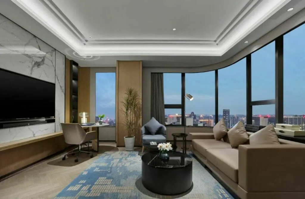 DoubleTree by Hilton Chengdu Riverside - Gay Hotel in Chengdu