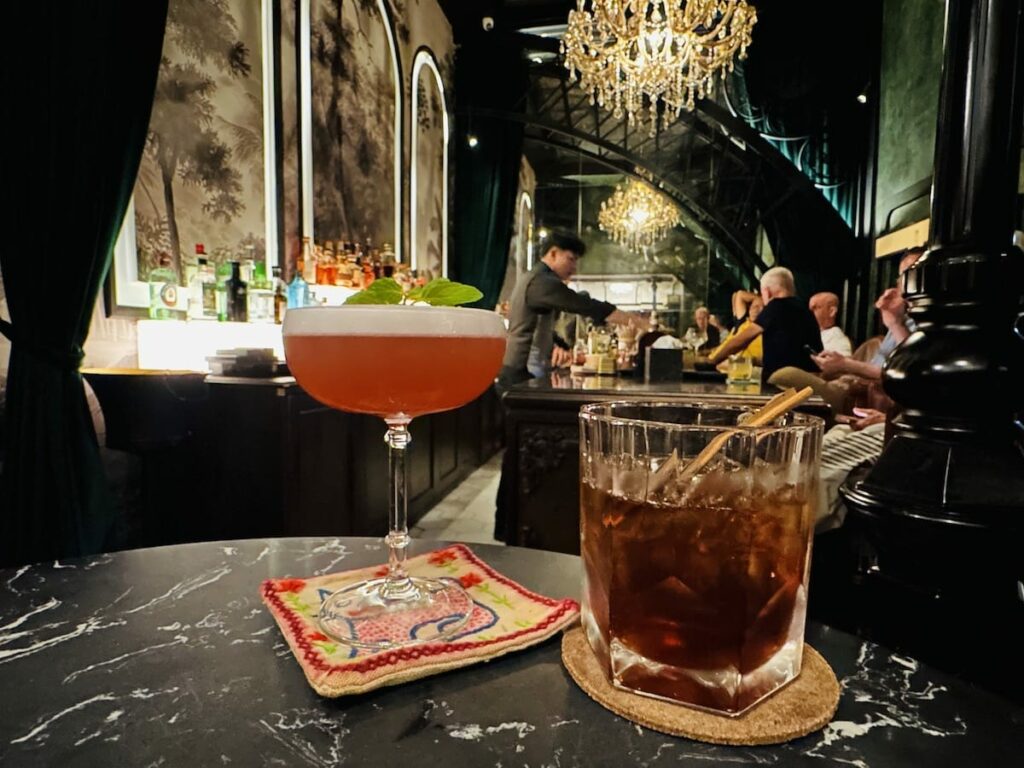 Gay Luang Prabang - Artisian Bar Cocktails 