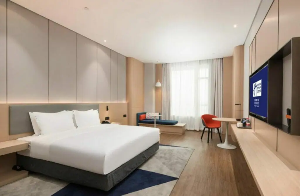 Holiday Inn Express Dongguan Marina Bay, an IHG Hotel - Gay Hotel in Guangzhou