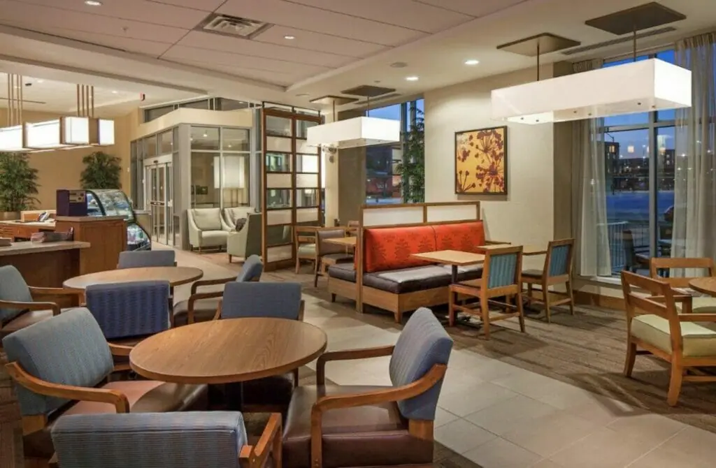 Hyatt Place Lincoln - Gay Hotel in Lincoln