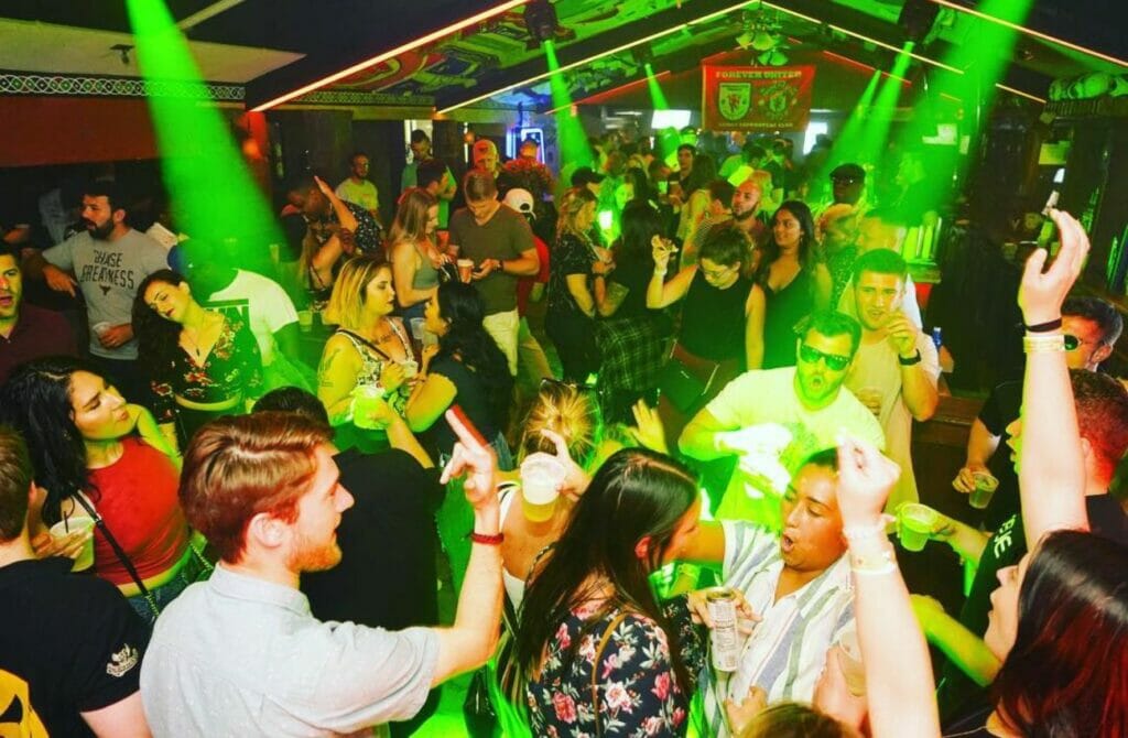 Macdinton’s Irish Pub - Best Gay Nightlife in St. Petersburg