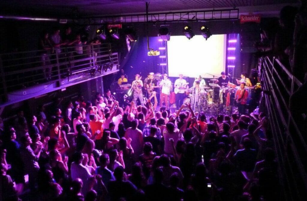 N8 Show & Bar - best gay nightlife in Mendoza