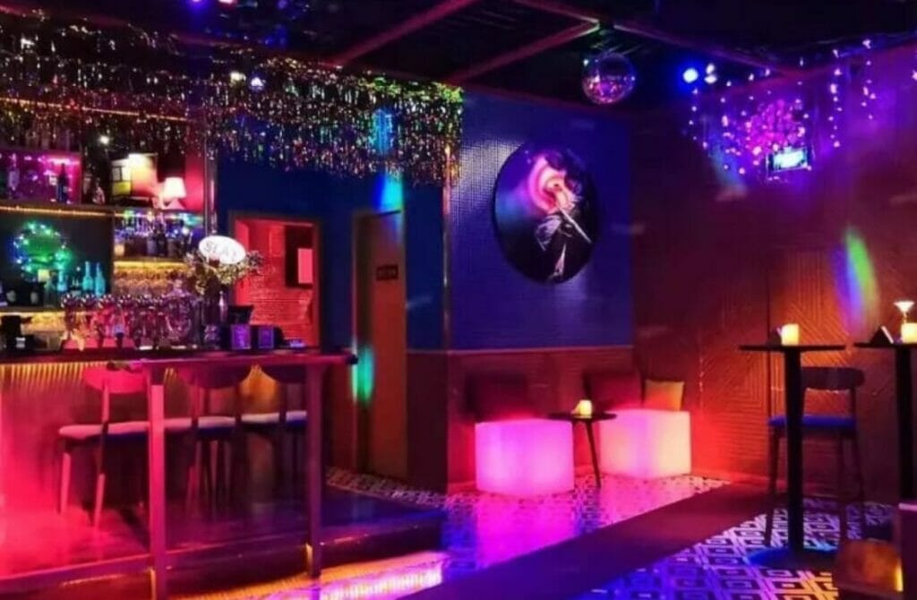 Reddog Bar - best Gay nightlife in Beijing