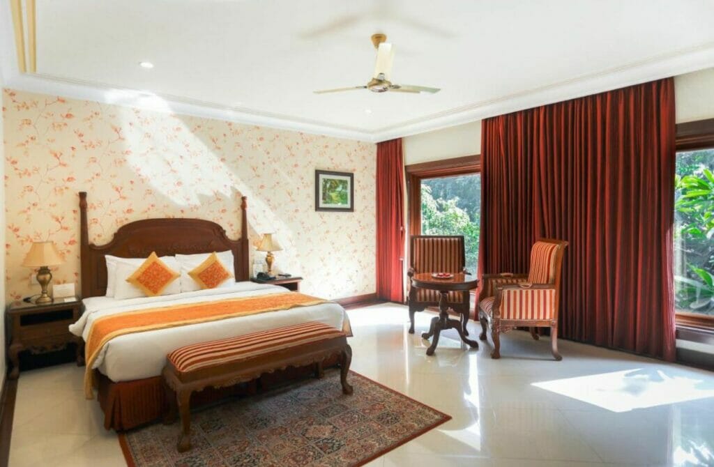Regency Lagoon Resort - Gay Hotel in Rajkot