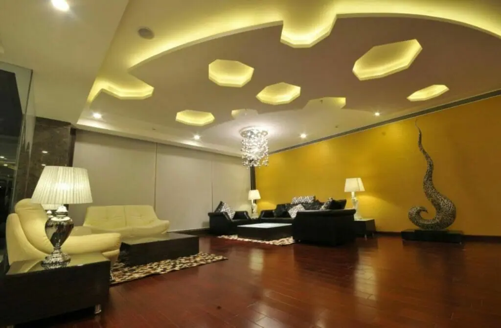 The Fern Residency Rajkot - Gay Hotel in Rajkot