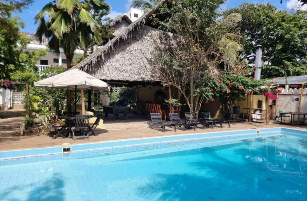 TuliaHouse Backpackers - Gay Hotel in Mombasa