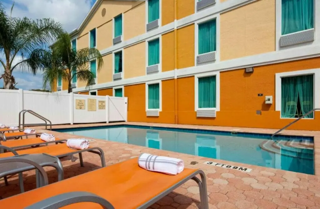 Best Western Wesley Chapel - Best Gay resorts in Tampa Florida - best gay hotels in Tampa Florida
