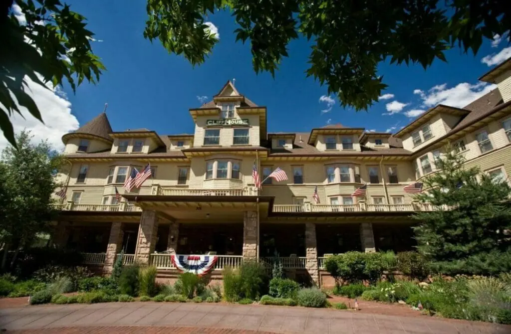 Cliff House - Gay Hotel in Colorado Springs