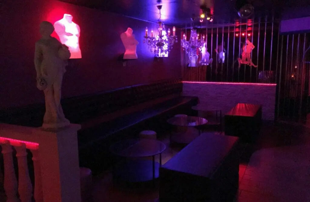 Sauna Le Bossuet - Best Gay Nightlife in Dijon