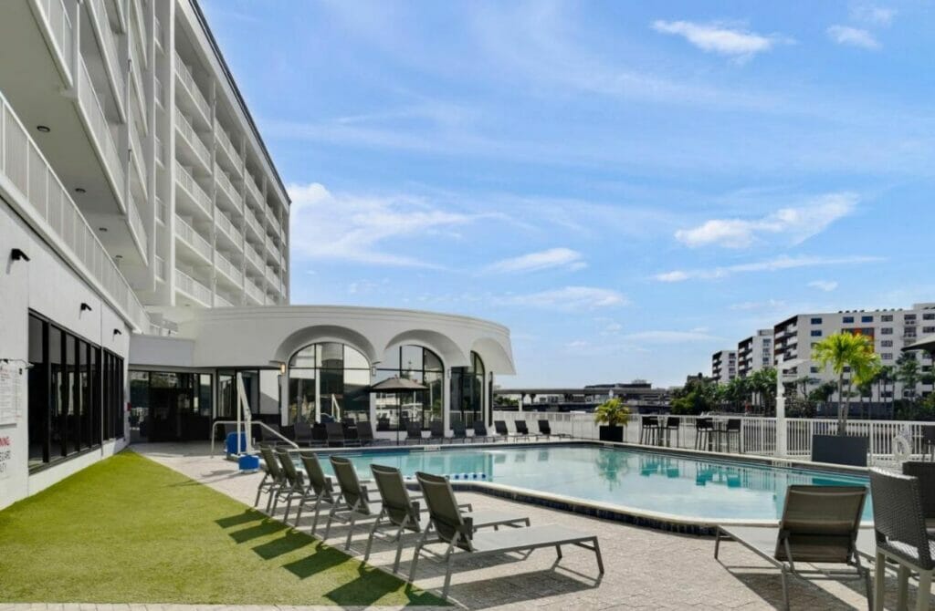 Sheraton Tampa Riverwalk Hotel - Best Gay resorts in Tampa Florida - best gay hotels in Tampa Florida
