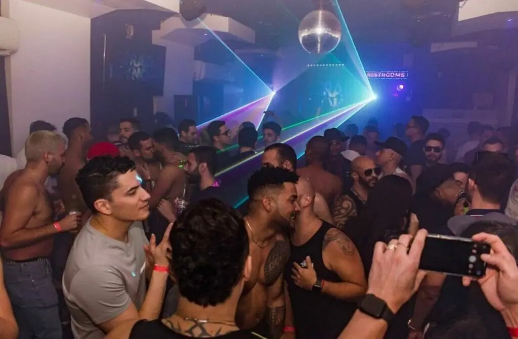 True Colors - Best Gay Nightlife in Queens