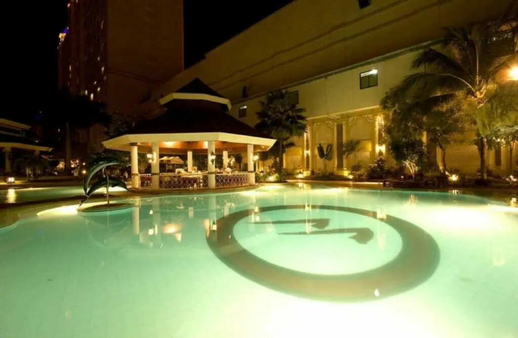Waterfront Cebu City Hotel & Casino - Gay Hotel in Cebu
