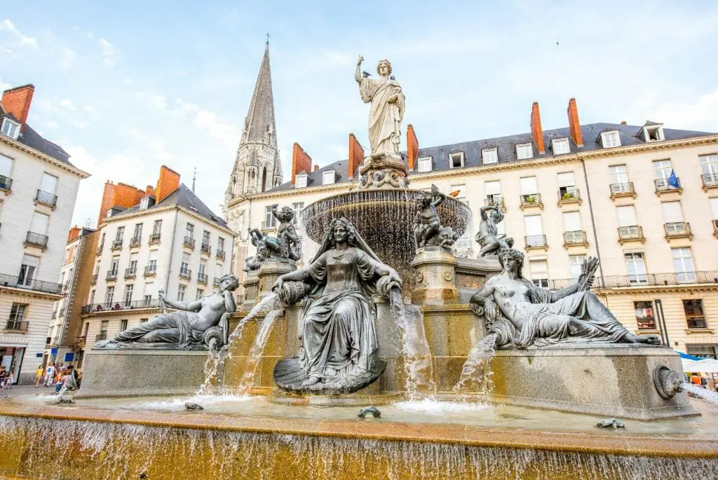 gay Nantes France travel guide