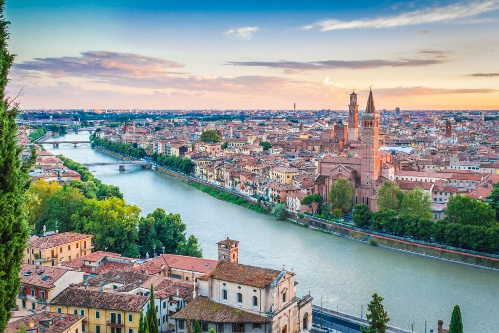 Gay Verona Italy Travel Guide