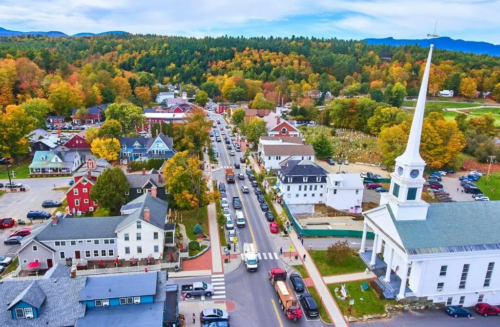 Moving To LGBTQ Stowe, Vermont - Neighborhood in LGBTQ Stowe, Vermont - gay realtors in LGBTQ Stowe, Vermont - gay realtors LGBTQ Stowe, Vermont